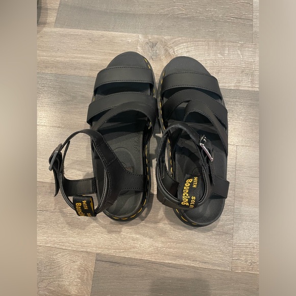 DR. MARTENS BLAIRE HYDRO LEATHER STRAP SANDALS - Picture 11 of 13